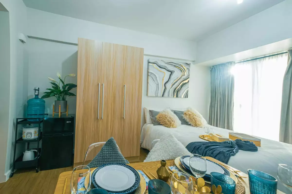 Open photo 11 of 17 — Studio Unit in Solinea Lazuli for Sale 