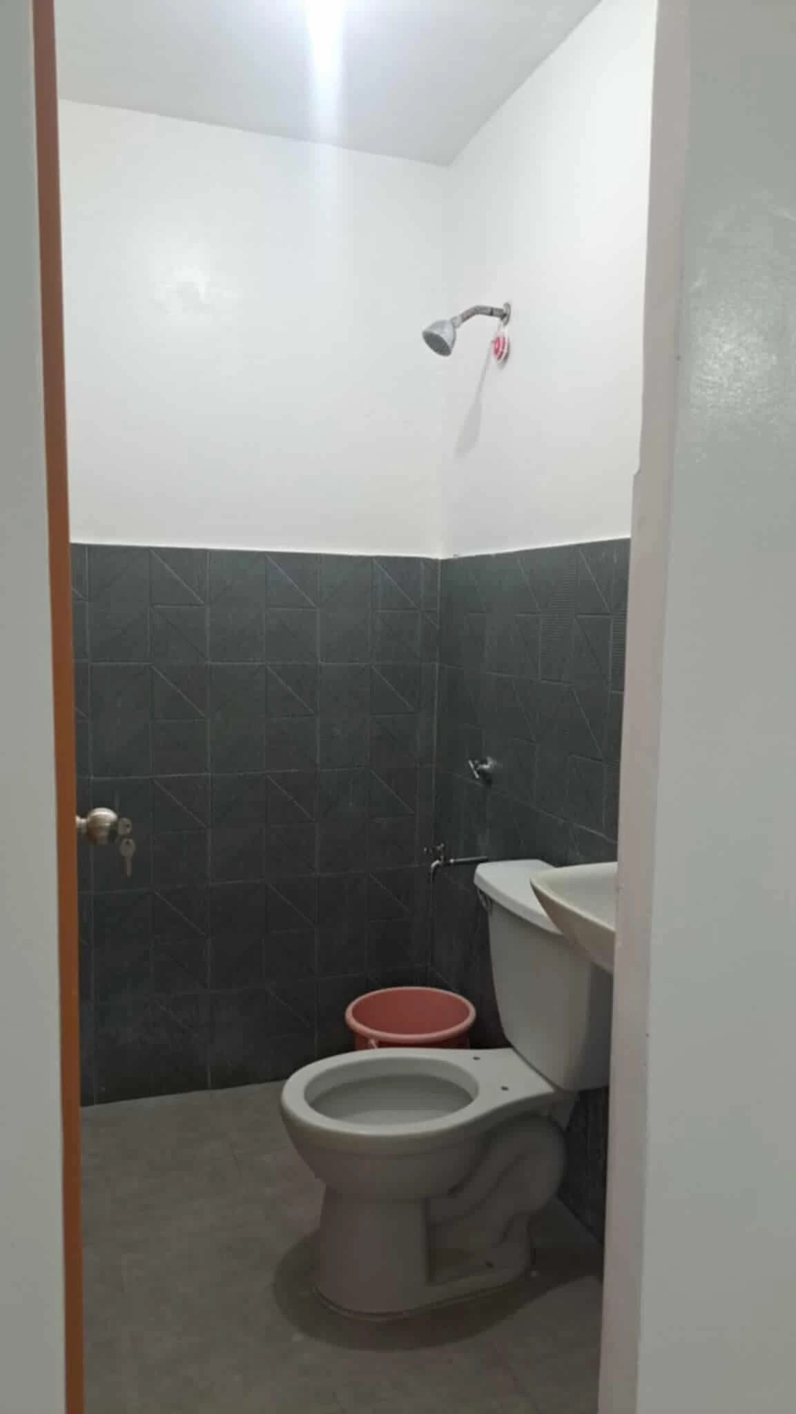 Gated House for Rent at Camella Heights — House and Lot in Naga City, Camarines Sur, Philippines — Photo 3