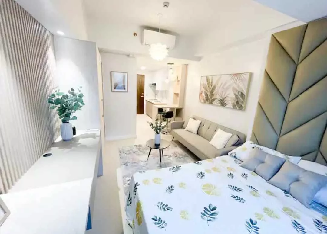 FOR ASSUME/FOR SALE FULLY FURNISHED COZY STUDIO UNIT in 38 PARK AVENUE