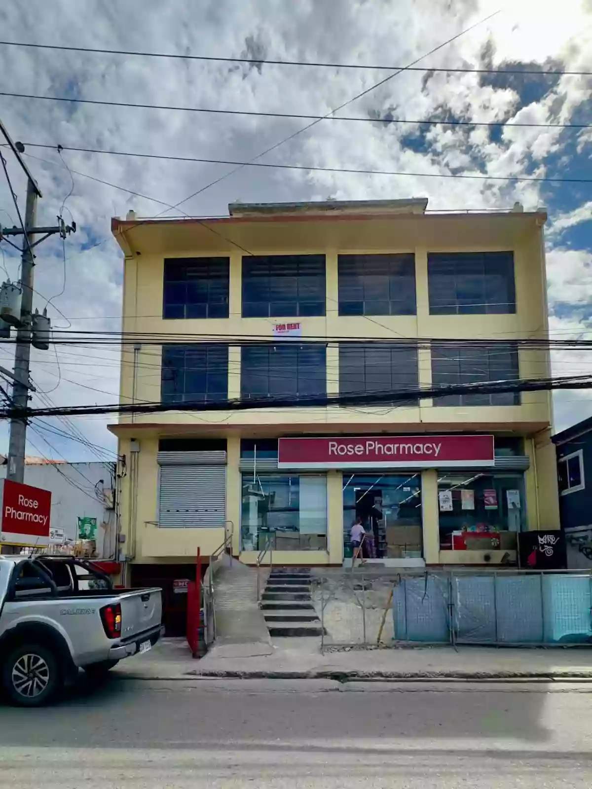 3 Storey commercial Building for Sale