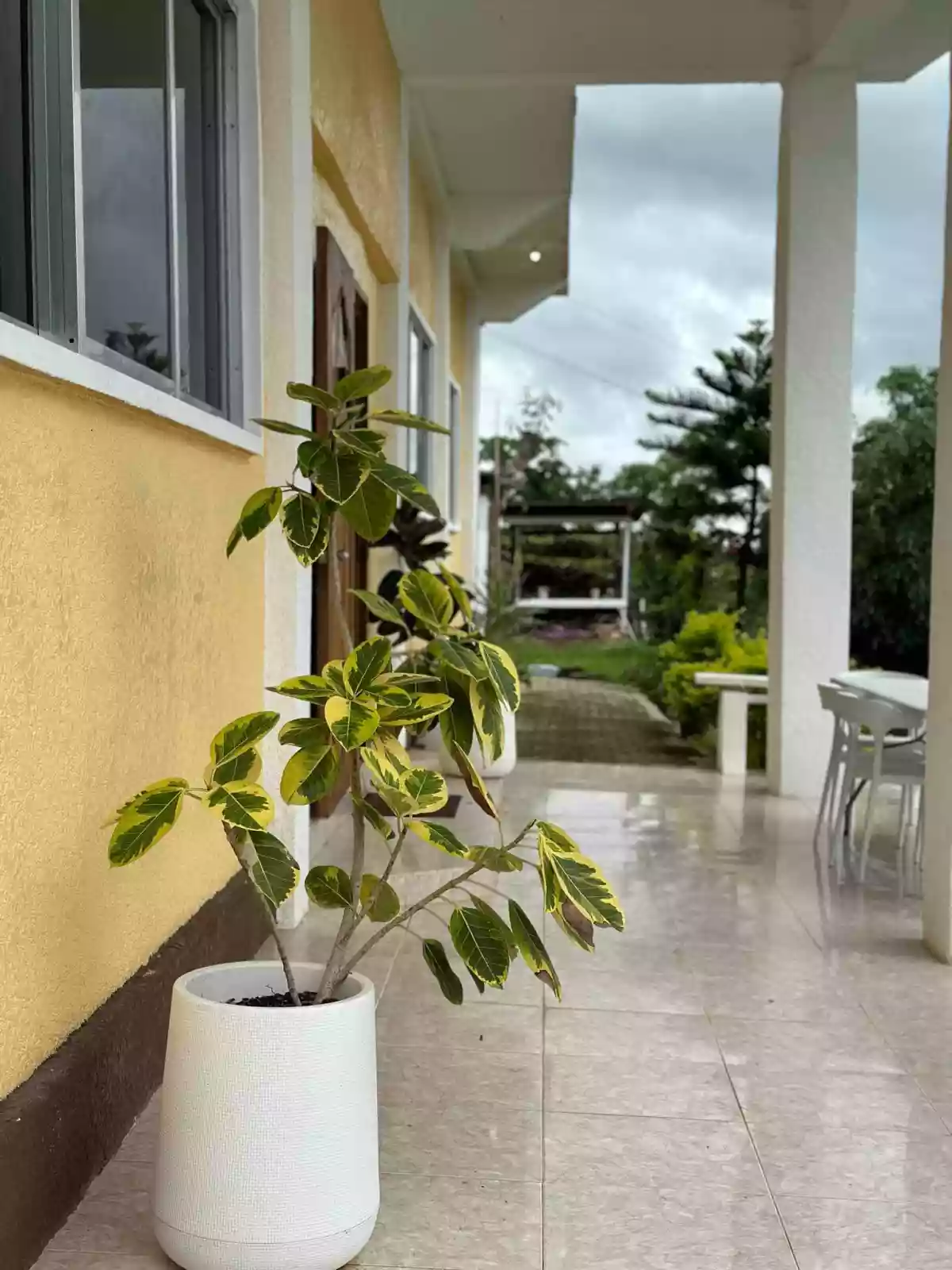 Overlooking House and Lot in Daanbantayan Cebu — House and Lot in Daanbantayan, Cebu, Philippines — Photo 7