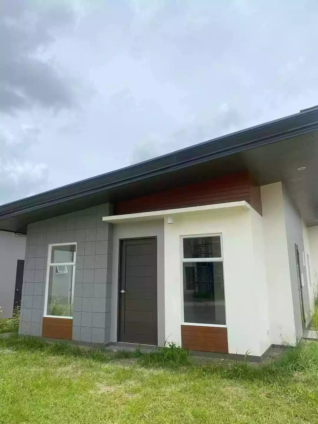 FOR ASSUME: HOUSE & LOT at Velmiro Plains Bacolod (DARA unit) — House and Lot in Burgos Avenue, Bacolod, Negros Occidental — Photo 5