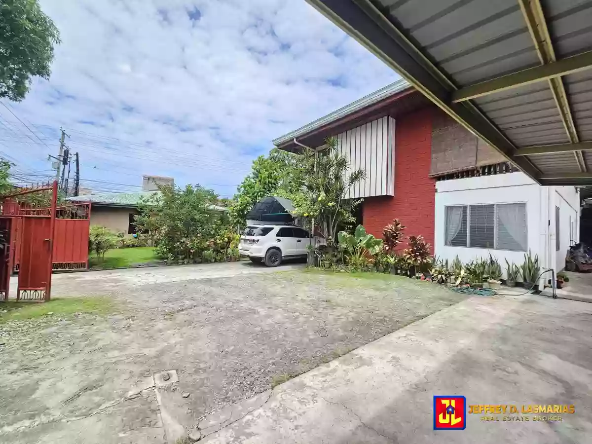 Rush Sale House With Store in Tabuctubig, Dumaguete [available] — House and Lot in Dumaguete City, Negros Oriental, Philippines — Photo 3