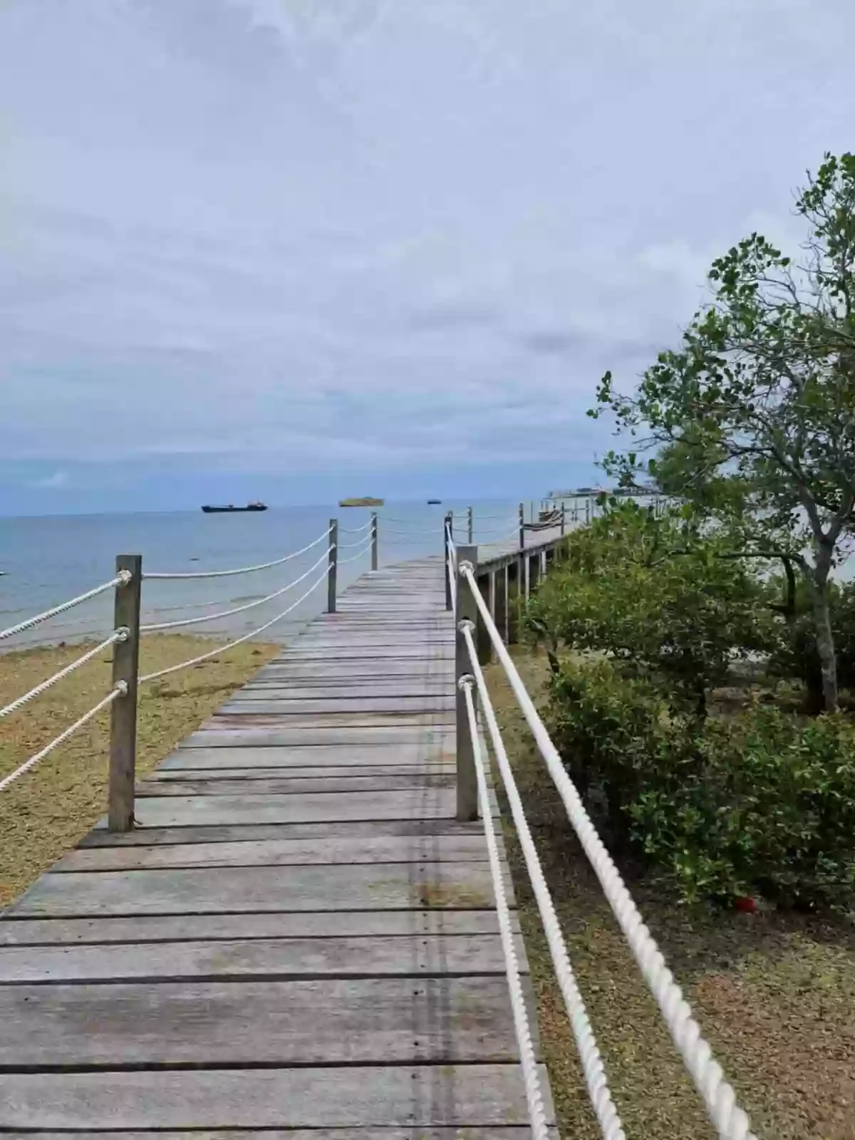 Open photo 18 of 18 — HOUSE AND LOT FOR SALE INSIDE ADUNA BEACH VILLAS