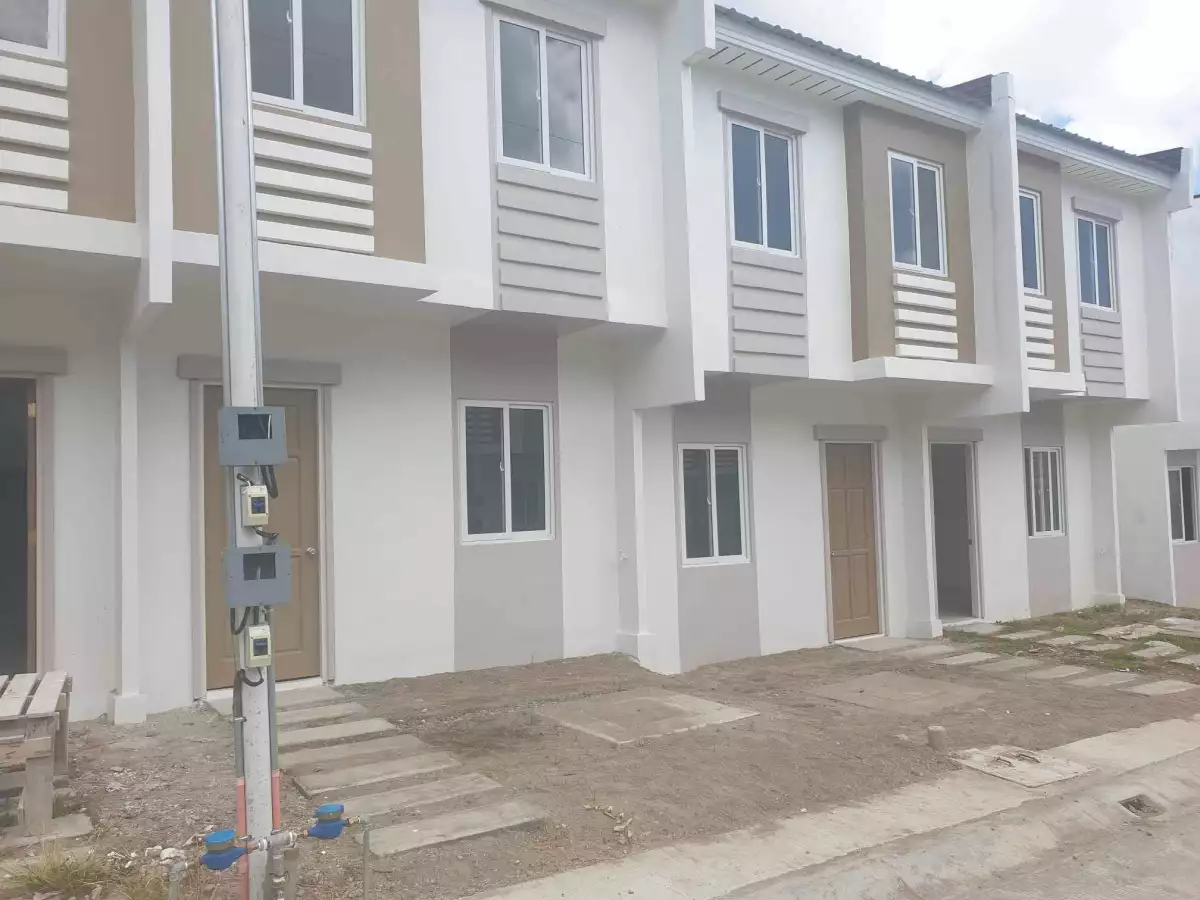 Rent-To-Own House Richwood Homes Bacong Negros Oriental — Townhouse in Dumaguete, Negros Oriental, Philippines — Photo 4