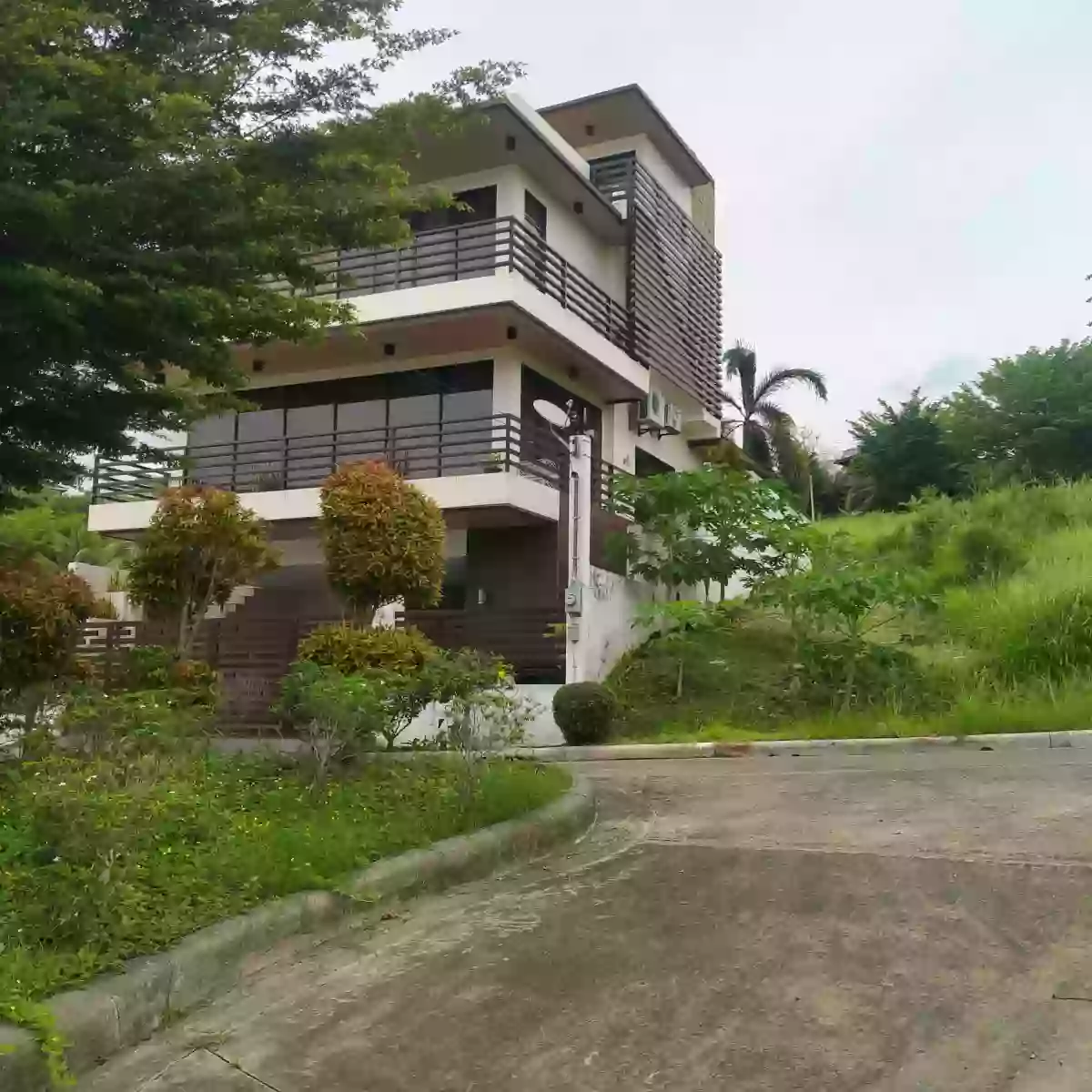 Corner ResidentialLot at Teakwood — Residential Lot in Cagayan de Oro, Misamis Oriental, Philippines — Photo 7