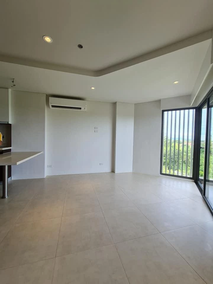 Open photo 11 of 12 — TAMBULI STUDIO UNIT For ONLY Php4.8M Sacrifice Sale!!! 