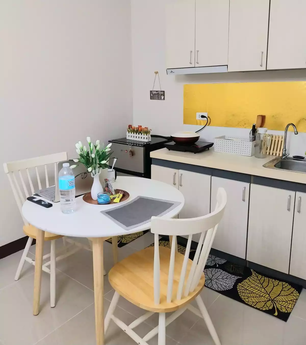 FULLY FURNISHED STUDION UNIT FOR ASSUME — Studio in Marigondon Beach Road, Lapu-Lapu City, Central Visayas — Photo 4