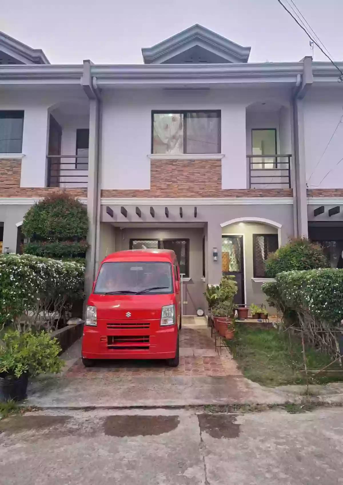 2-Storey House & Lot For Rent