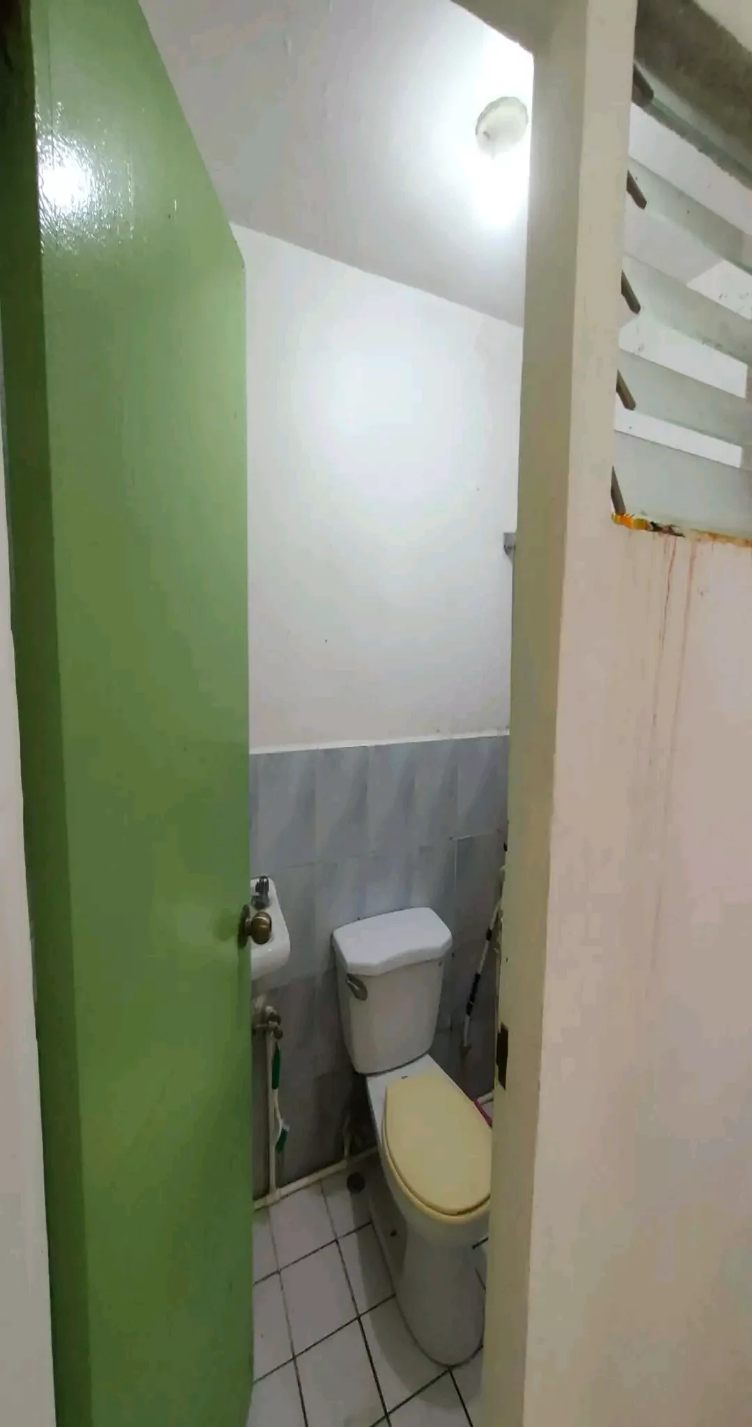 2 Storey Townhouse — House and Lot in Minglanilla, Cebu, Philippines — Photo 4