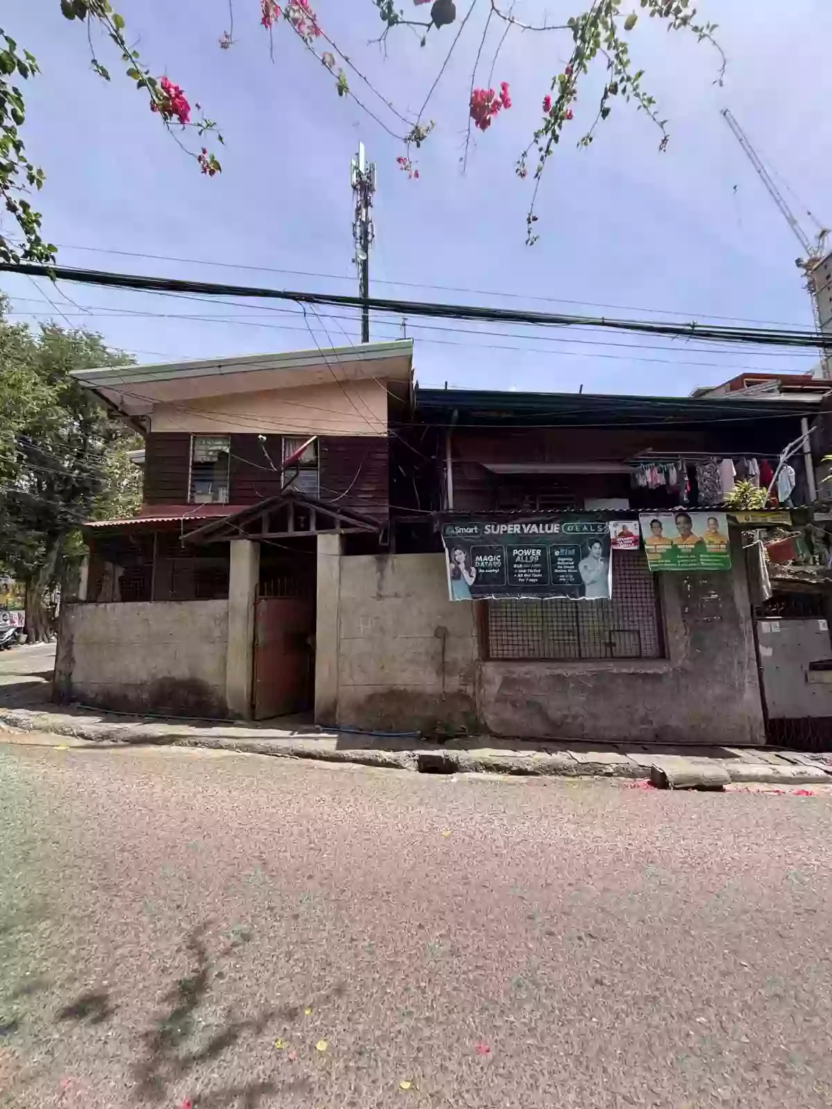 Corner house and lot for sale in Cebu City — House and Lot in Cebu City, Cebu, Philippines — Photo 5