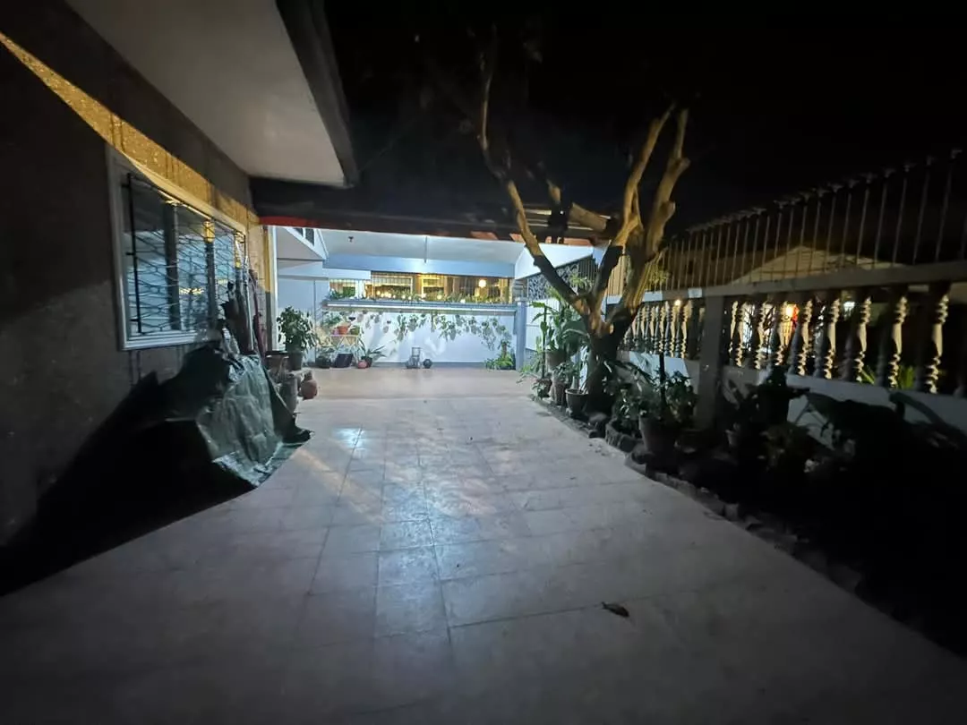 Open photo 12 of 20 — HOUSE & LOT @ FLORES VILLAGE FULLY FURNISHED
