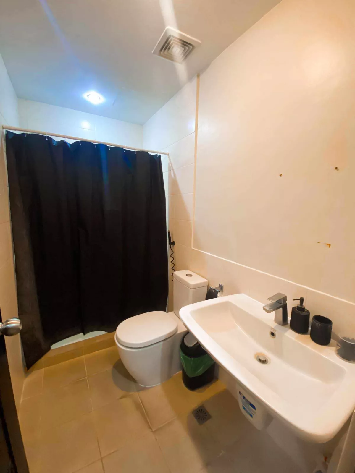 O Residences Condominium — Studio in Bacolod City, Negros Occidental — Photo 2