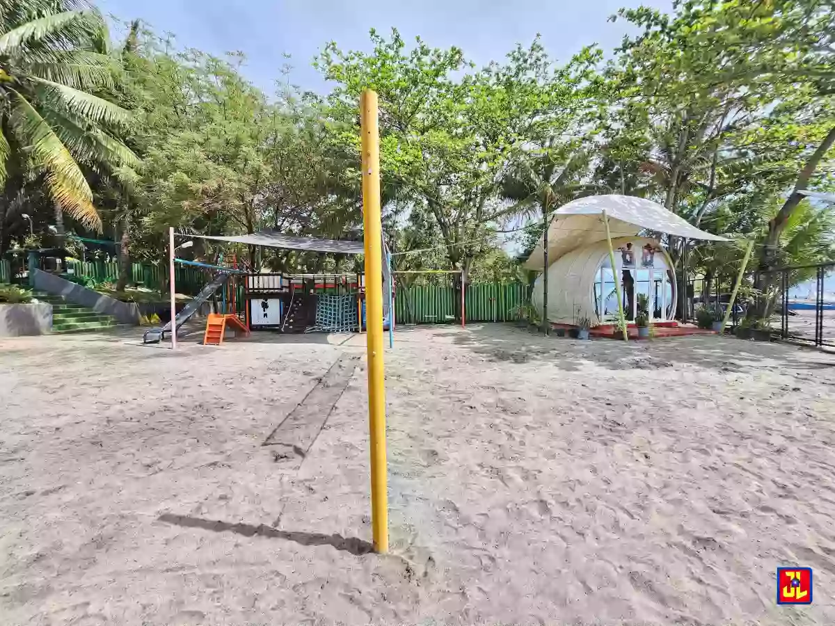 P38.5M Discount! From P77M to P38.5M! Amazing Beachfront Property in Zamboanguita [available] — Beach Lot in Zamboanguita, Negros Oriental, Philippines — Photo 2