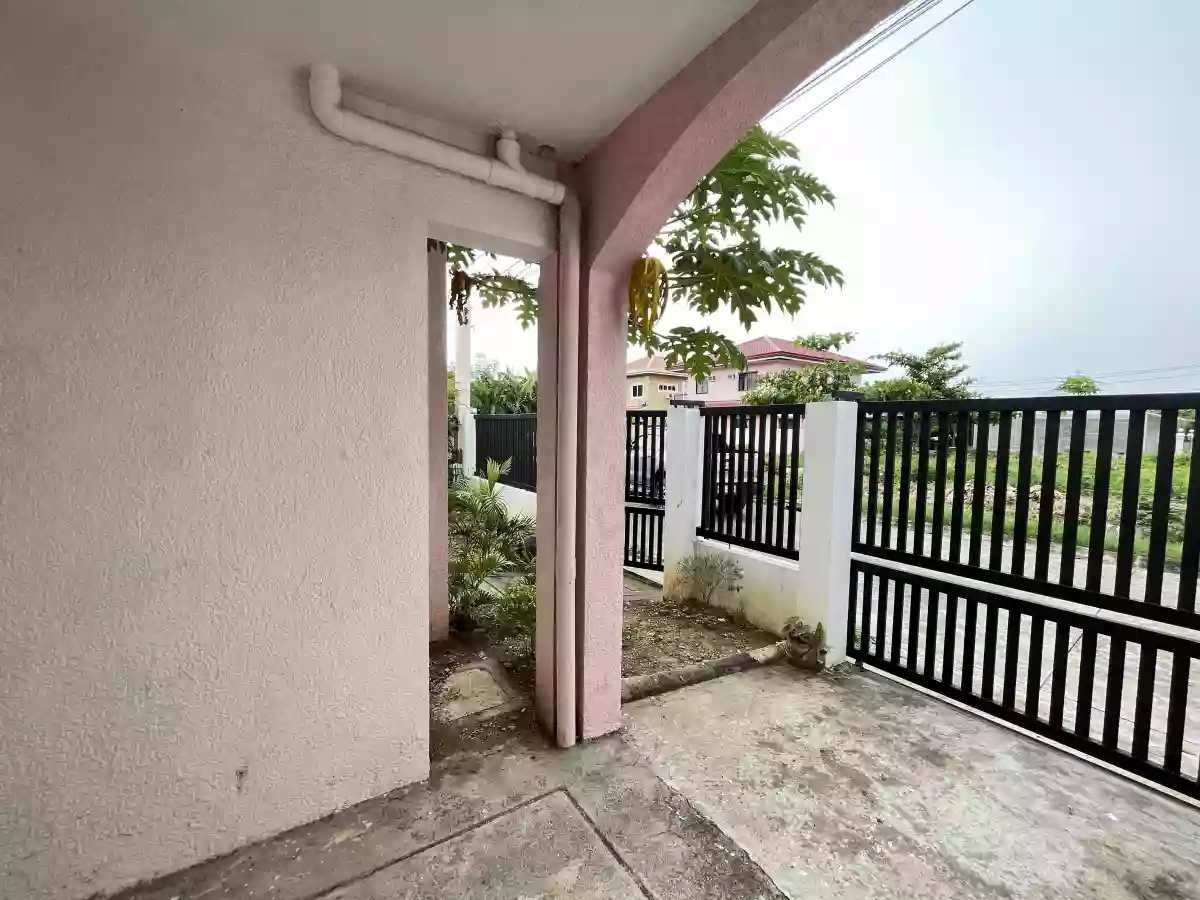 Fully furnished house and lot in Lapu-lapu city — House and Lot in Lapu-Lapu, Cebu, Philippines — Photo 2