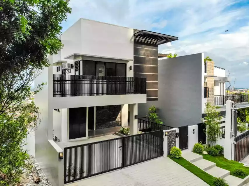 VISTA GRANDE House and Lot for SALE