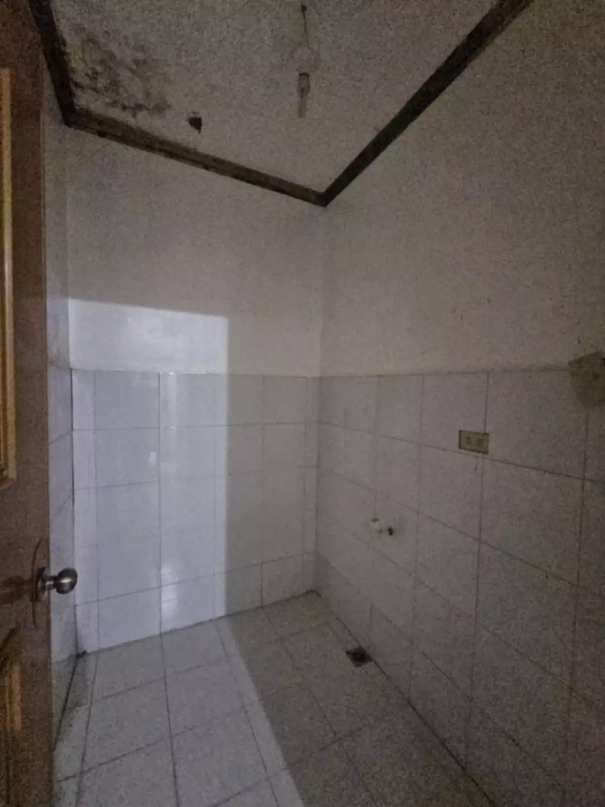 HOUSE AND LOT FOR SALE — House and Lot in Lapu-Lapu City, Cebu, Philippines — Photo 7