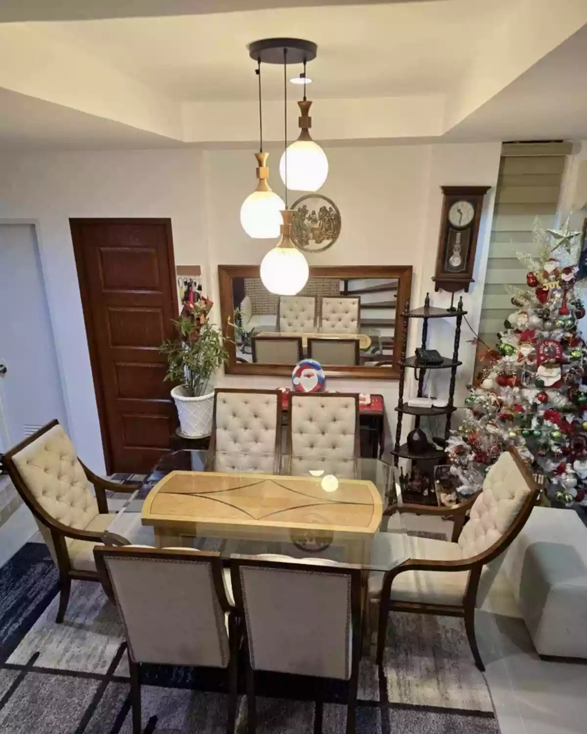 Semi-furnished Beautiful House in a gated subdivision near malls — House and Lot in Unnamed Road, Minglanilla, Cebu — Photo 4