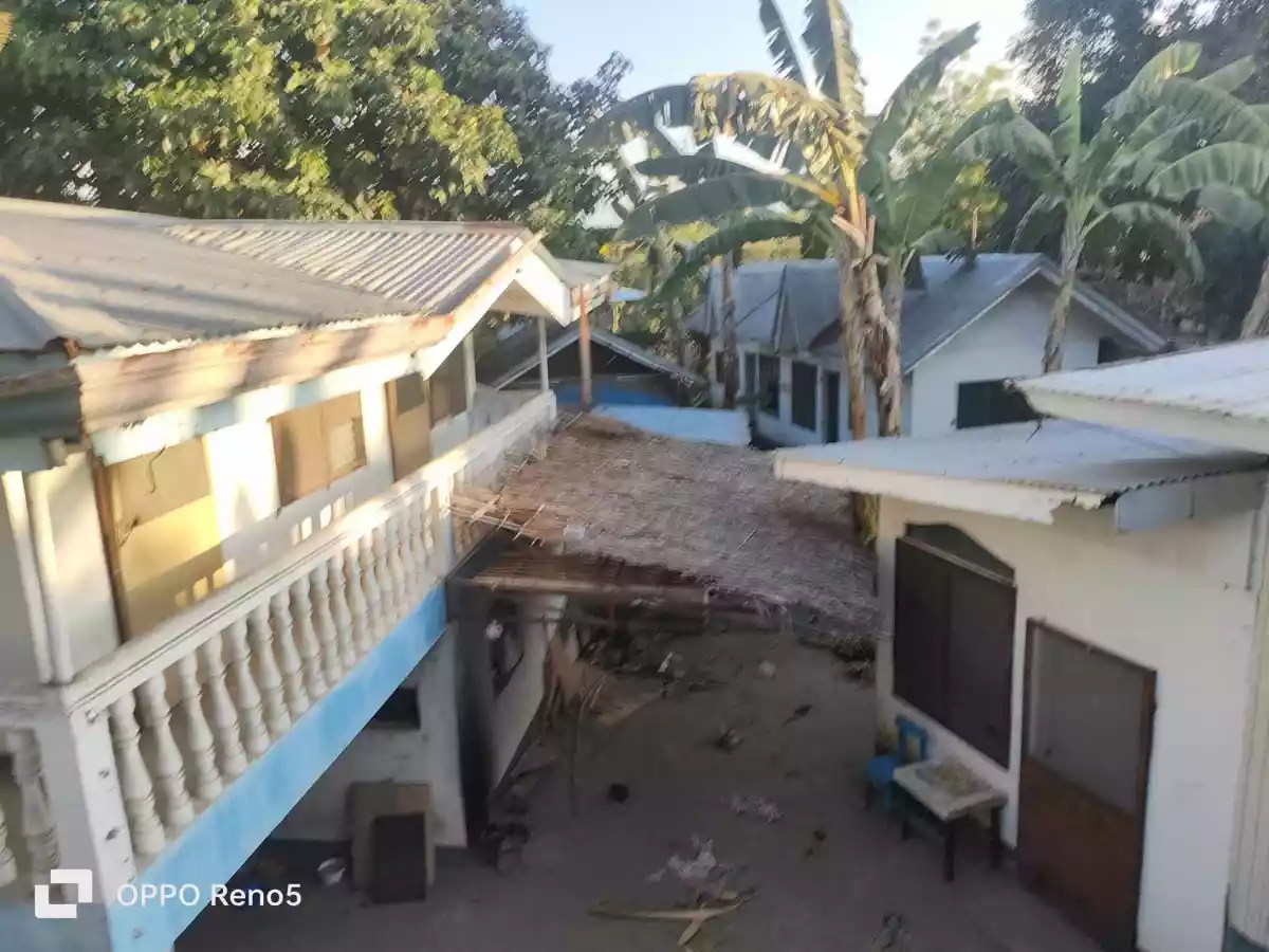 House and Lot (12 rooms) — House and Lot in Sibulan, Negros Oriental, Philippines — Photo 2