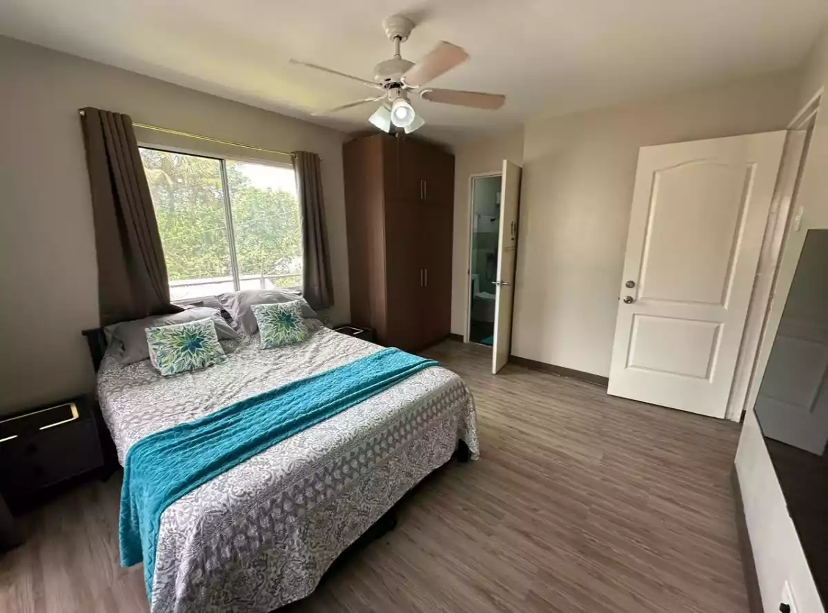Woodcrest Townhouse Corner For Sale Guadalupe Cebu City — House and Lot in Gervacio Quijada Street, Cebu City, Cebu — Photo 7