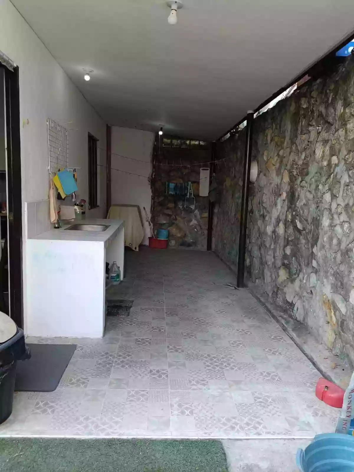 Overlooking Bungalow House in Minglanilla — House and Lot in Minglanilla, Cebu, Philippines — Photo 4
