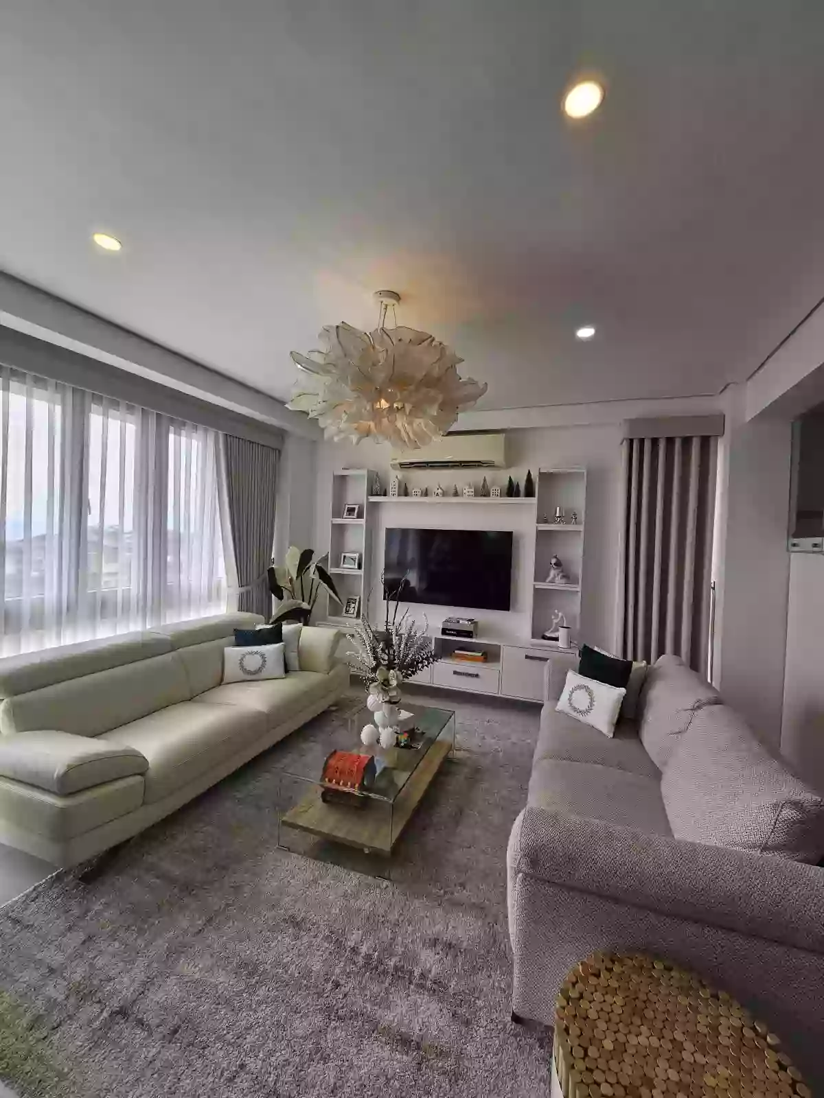 KS 617 WHITE 4 LEVEL HOUSE — House and Lot in Talisay, Cebu, Philippines — Photo 3