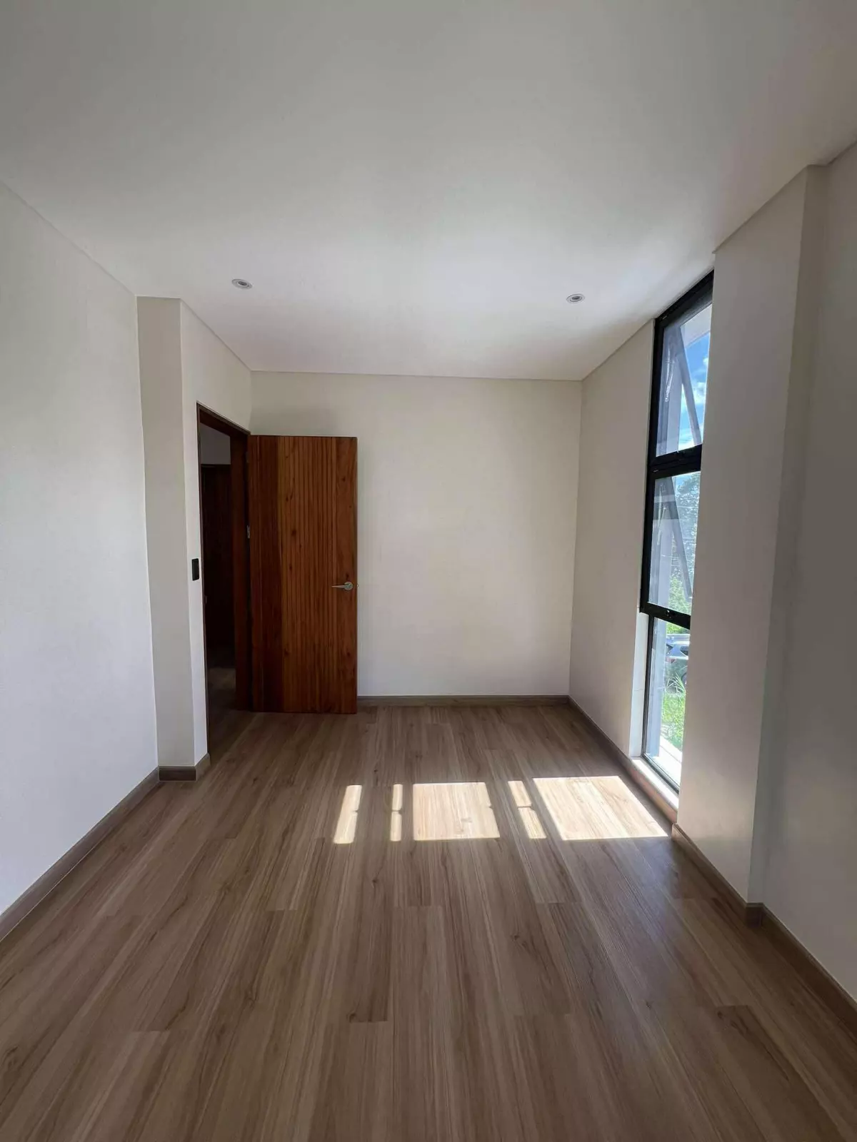 2 STOREY HOUSE AND LOT IN METROPOLIS SUBDIVISION — House and Lot in Cebu City, Cebu, Philippines — Photo 6