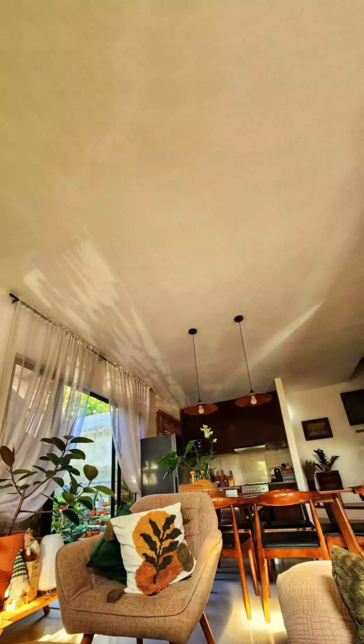 FOR ASSUME HOUSE AND LOT - SPECIAL UNIT CORNER — House and Lot in Cebu City, Cebu, Philippines — Photo 5