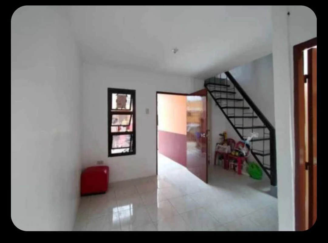BRIA PILI TOWNHOUSE FOR RENT — Townhouse in Camarines Sur, Philippines — Photo 2