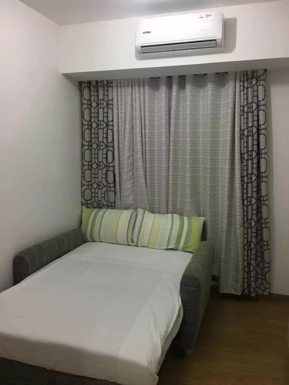 Rush Sale 2 Bedroom unit at Acqua Private Residences — 2 Bedrooms in Coronado, Mandaluyong City, Metro Manila — Photo 7