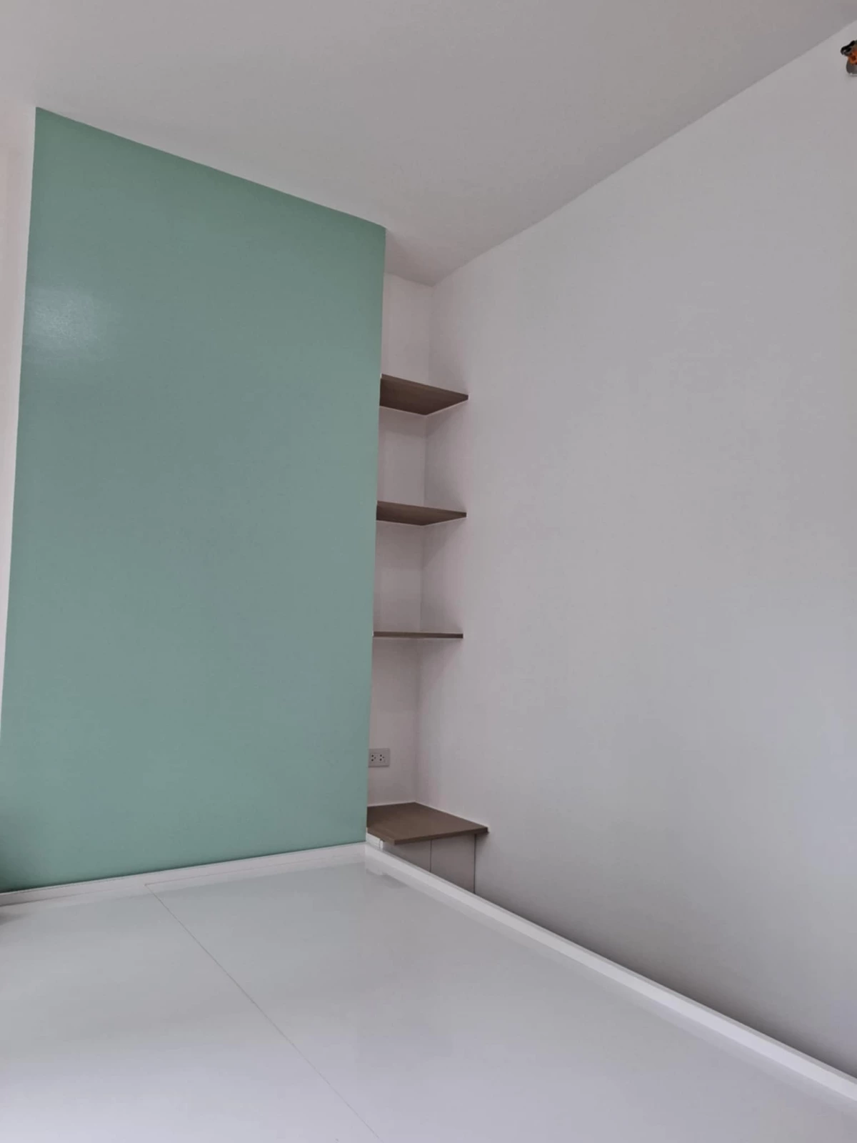 Studio with Balcony for Sale — Studio in Salinas Drive Extension, Cebu City, Philippines — Photo 2