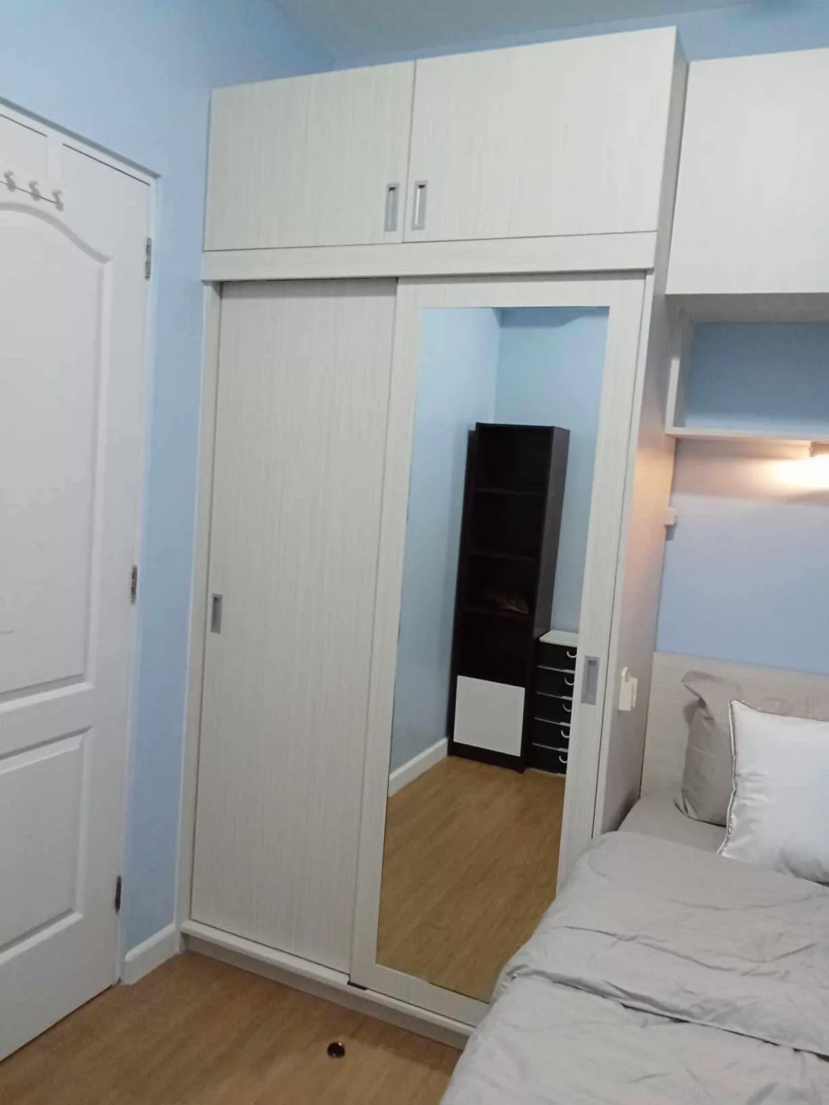with parking one bedroom fully furnish in Labangon — 1 Bedroom in Cebu City, Cebu City, Cebu — Photo 2