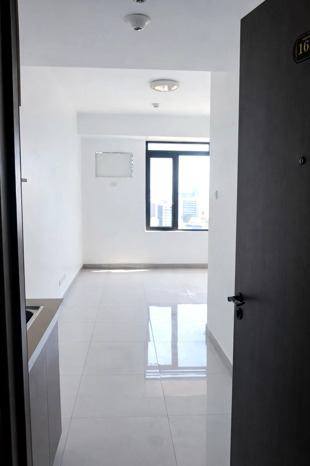 STUDIO IN ARC TOWERS FOR ASSUME — Studio in Cor V Rama Ave, Cebu City — Photo 2
