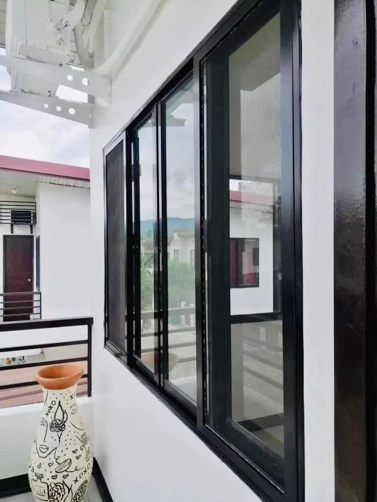 Open photo 15 of 19 — Duplex House