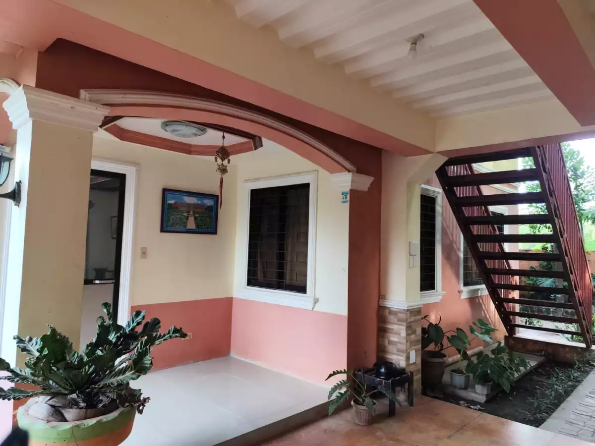 2- Storey Fully Furnished House and Lot For Sale — House and Lot in Dumaguete, Negros Oriental, Philippines — Photo 5