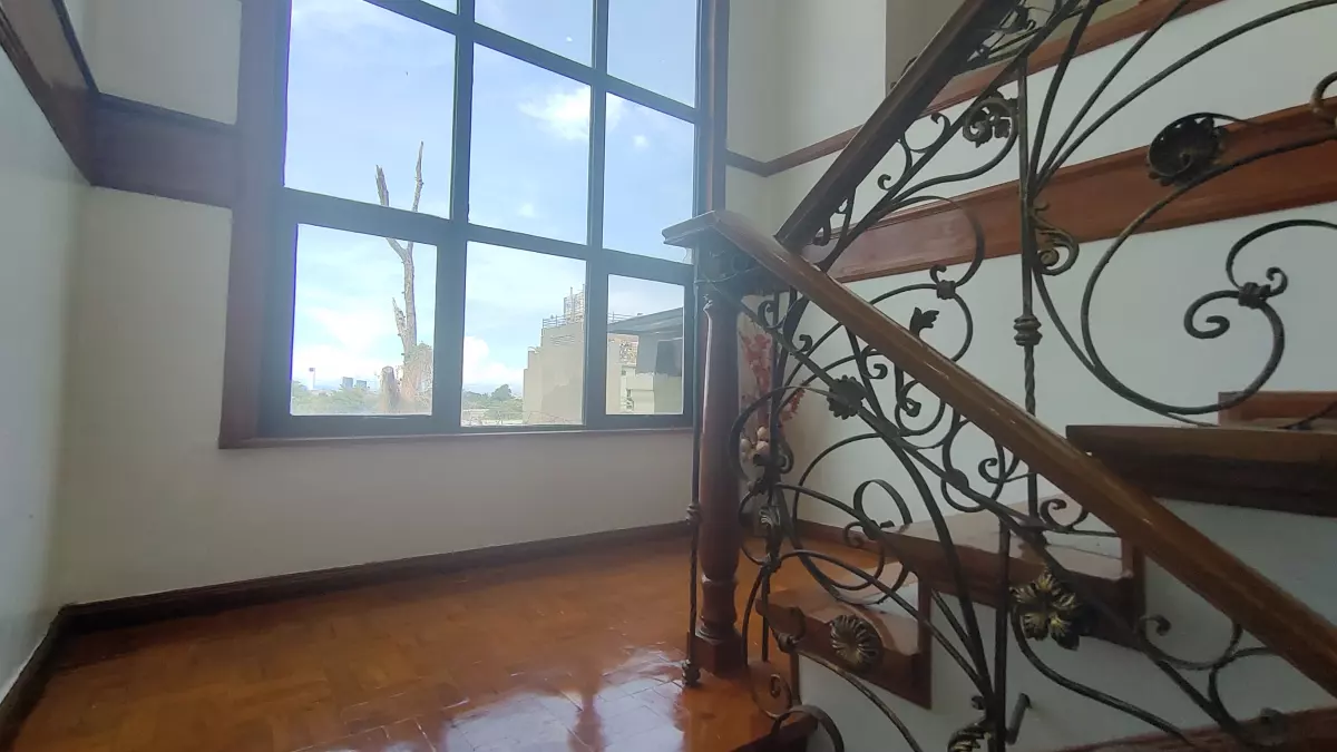 Single attached house — House and Lot in Cebu City, Cebu, Philippines — Photo 2