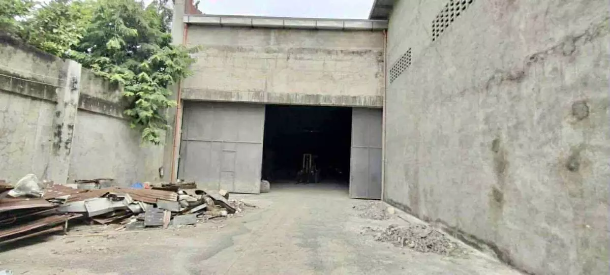 714.82 Sqm. Warehouse With 3 Storey Building FOR RENT In Mandaue City — Warehouse in Cebu, Philippines — Photo 2