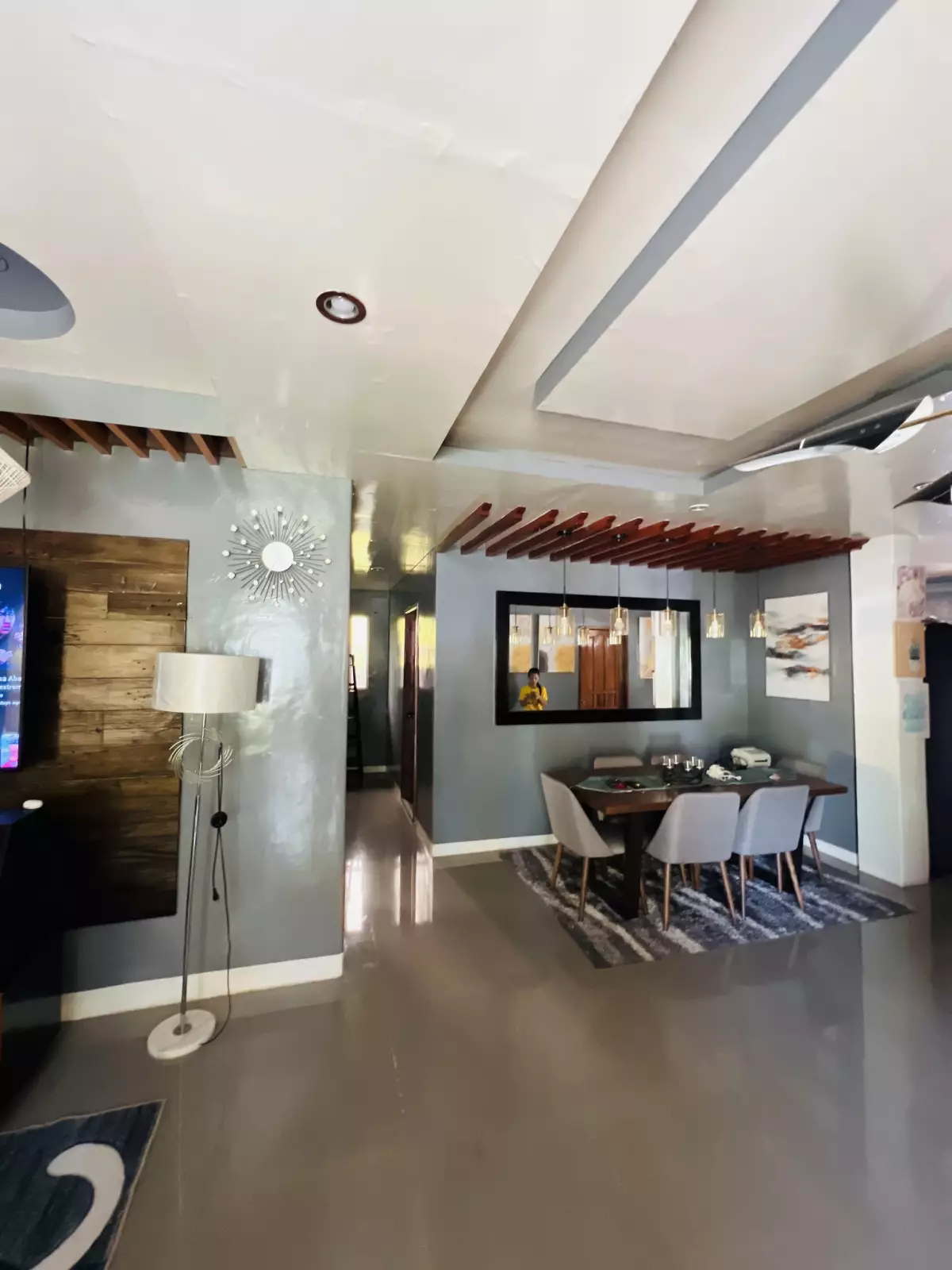 Open photo 26 of 37 — Amazing Furnished House and Lot