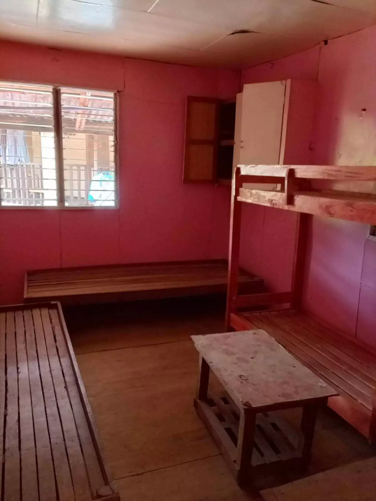 HOUSE AND LOT FOR SALE IN DANAO CITY — House and Lot in Danao City, Cebu, Philippines — Photo 2