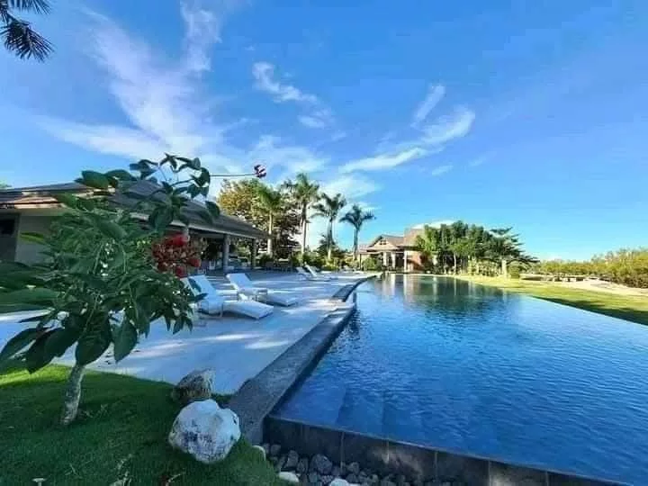 Open photo 14 of 15 — Aduna Beach Villas