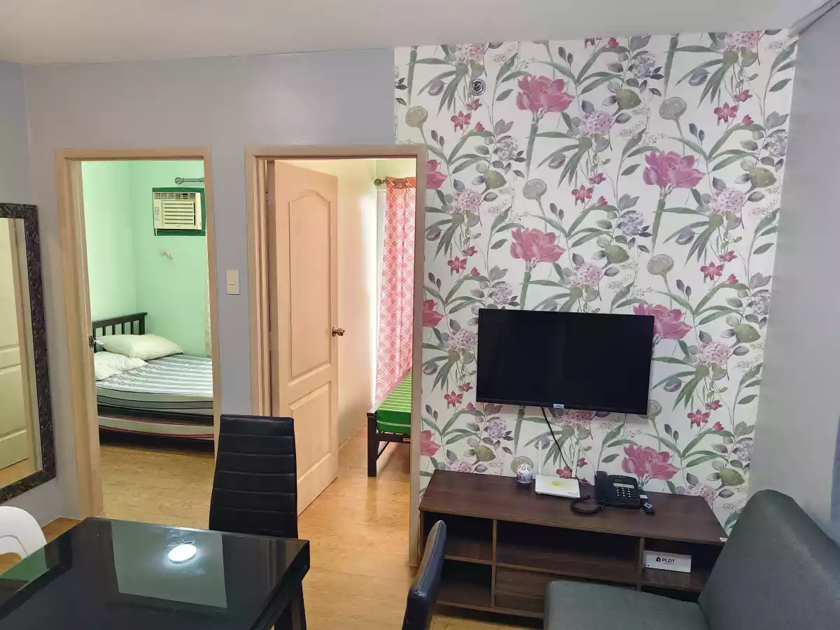 2BR Condo Unit with Balcony For Sale/Rent — 2 Bedrooms in Cebu City, Cebu — Photo 4