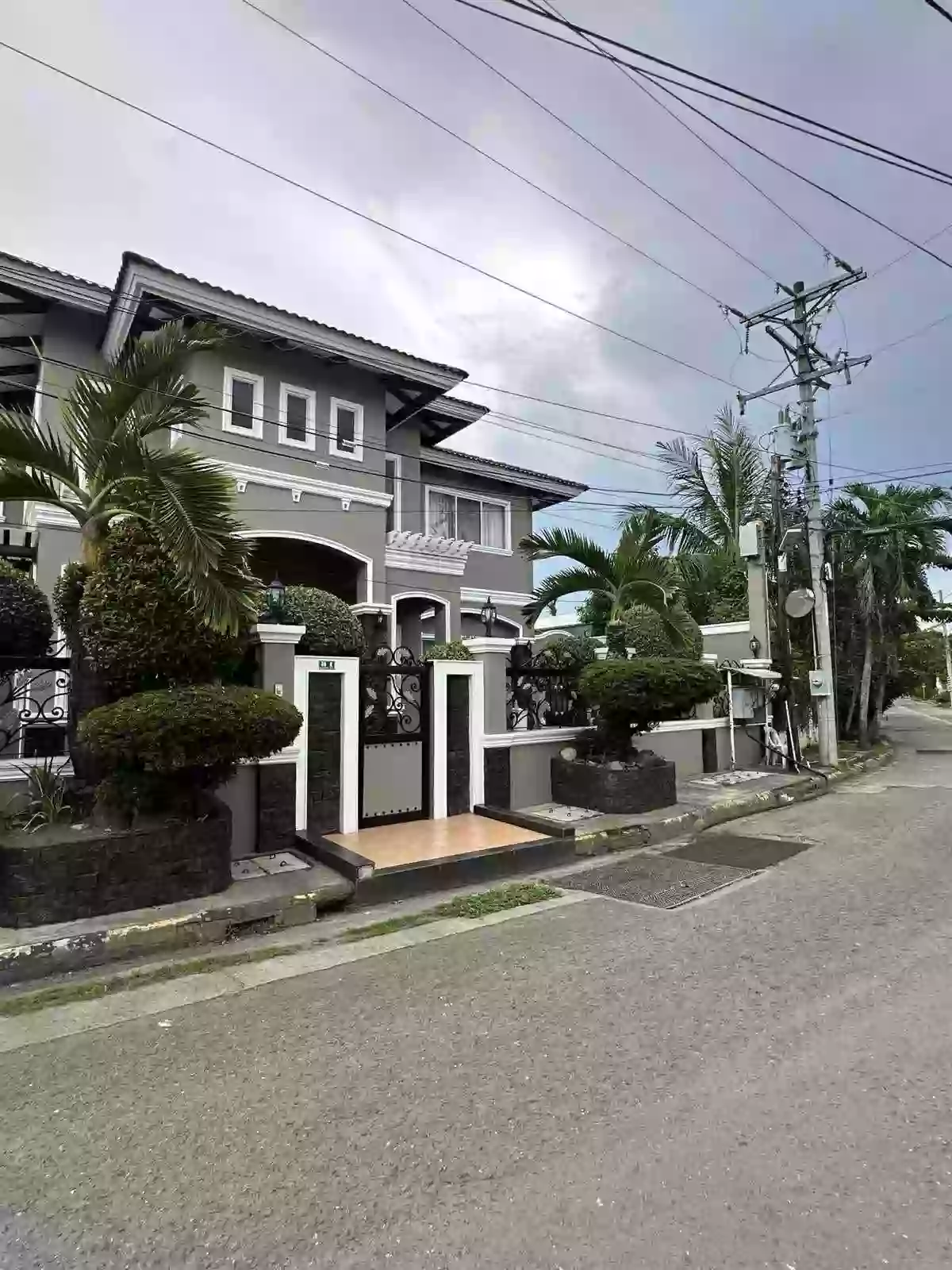 4-BEDROOM MEDITERRANIAN HOUSE FOR SALE Sto. Niño Village, Banilad, Cebu City — House and Lot in Gov. M. Cuenco Avenue, Cebu City, Cebu — Photo 3