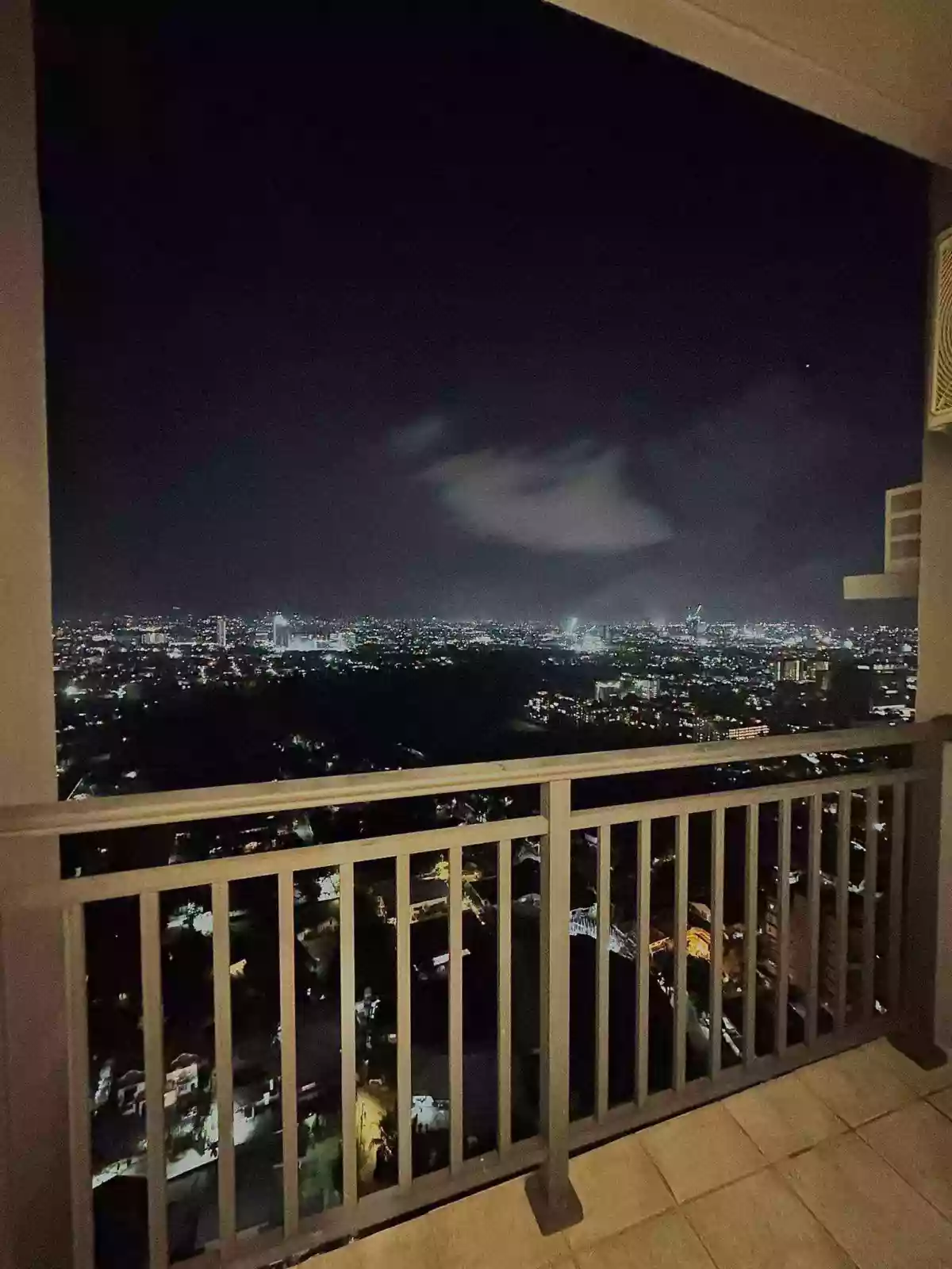 2 bedroom for Assume — 2 Bedrooms in Gov. M. Cuenco Avenue, Cebu City, Cebu — Photo 5