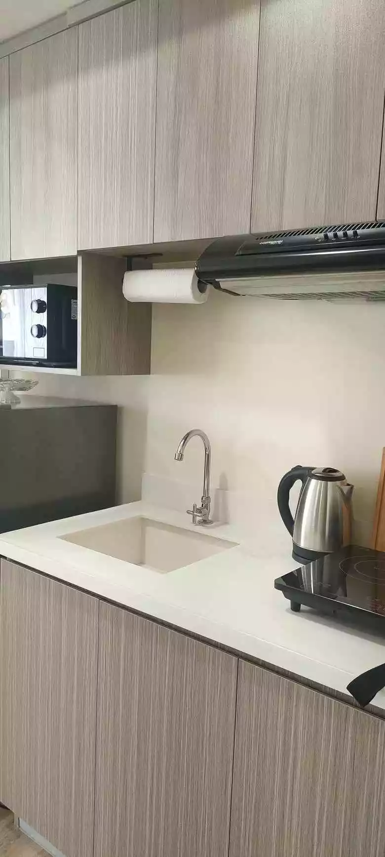 FOR SALE BEAUTIFUL FULLY FURNISHED STUDIO UNIT — Studio — Photo 3