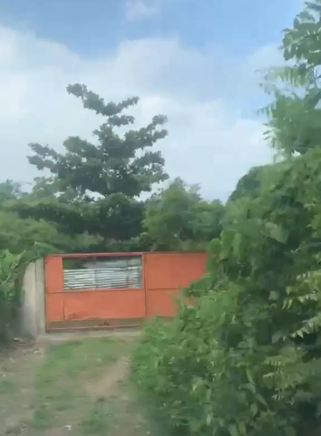 FOR SALE: PRIME LOT IN CORDOVA, CEBU! — Residential Lot in Cordova, Cebu, Philippines — Photo 6