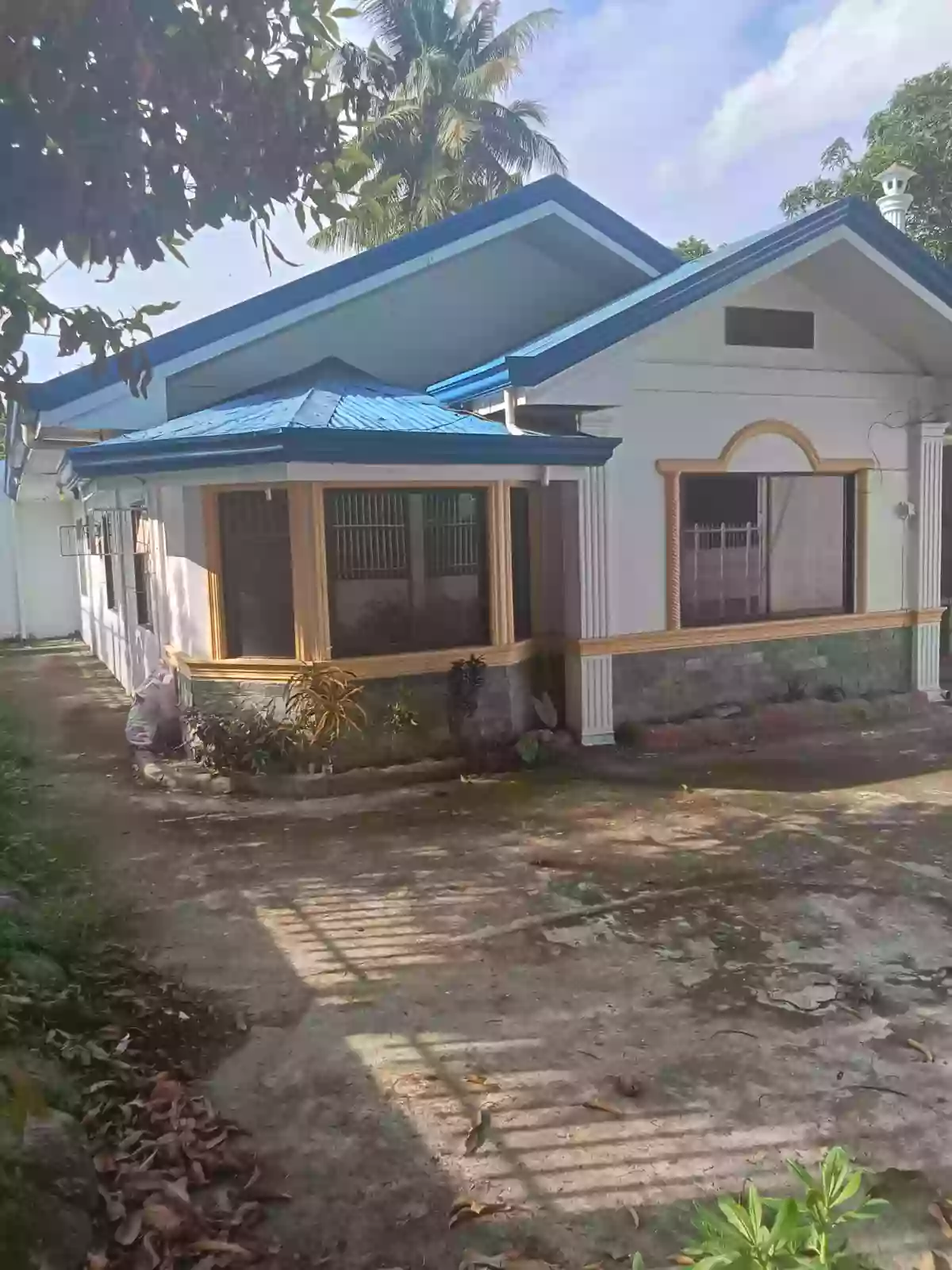 House and lot for sale — House and Lot in Negros Oriental, Philippines — Photo 2