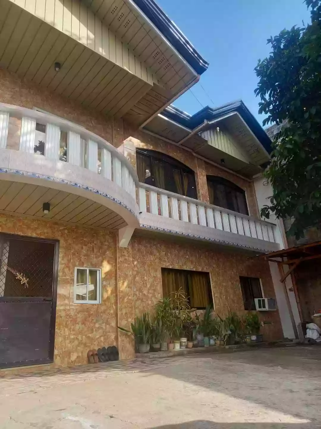 Sacrifice Sale house & Lot from 11M down to 8M