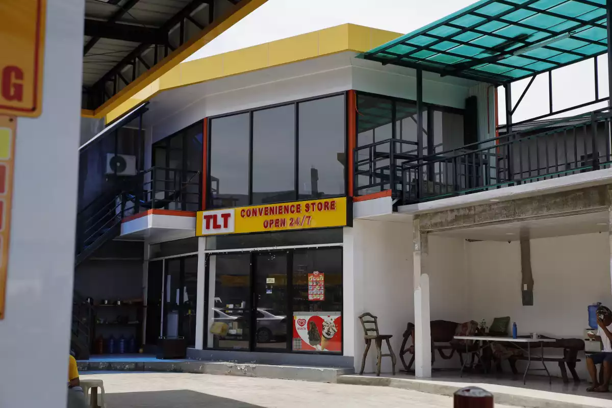 Gasoline Station for Sale — Space in Cagayan de Oro, Misamis Oriental, Philippines — Photo 2