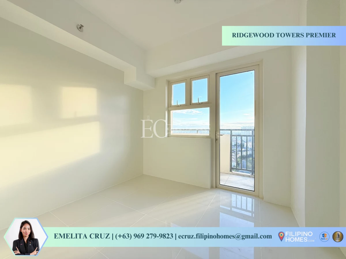 1BR WITH BALCONY FOR SALE AT RIDGEWOOD TOWERS PREMIER — Studio in Taguig, Metro Manila, Philippines — Photo 2
