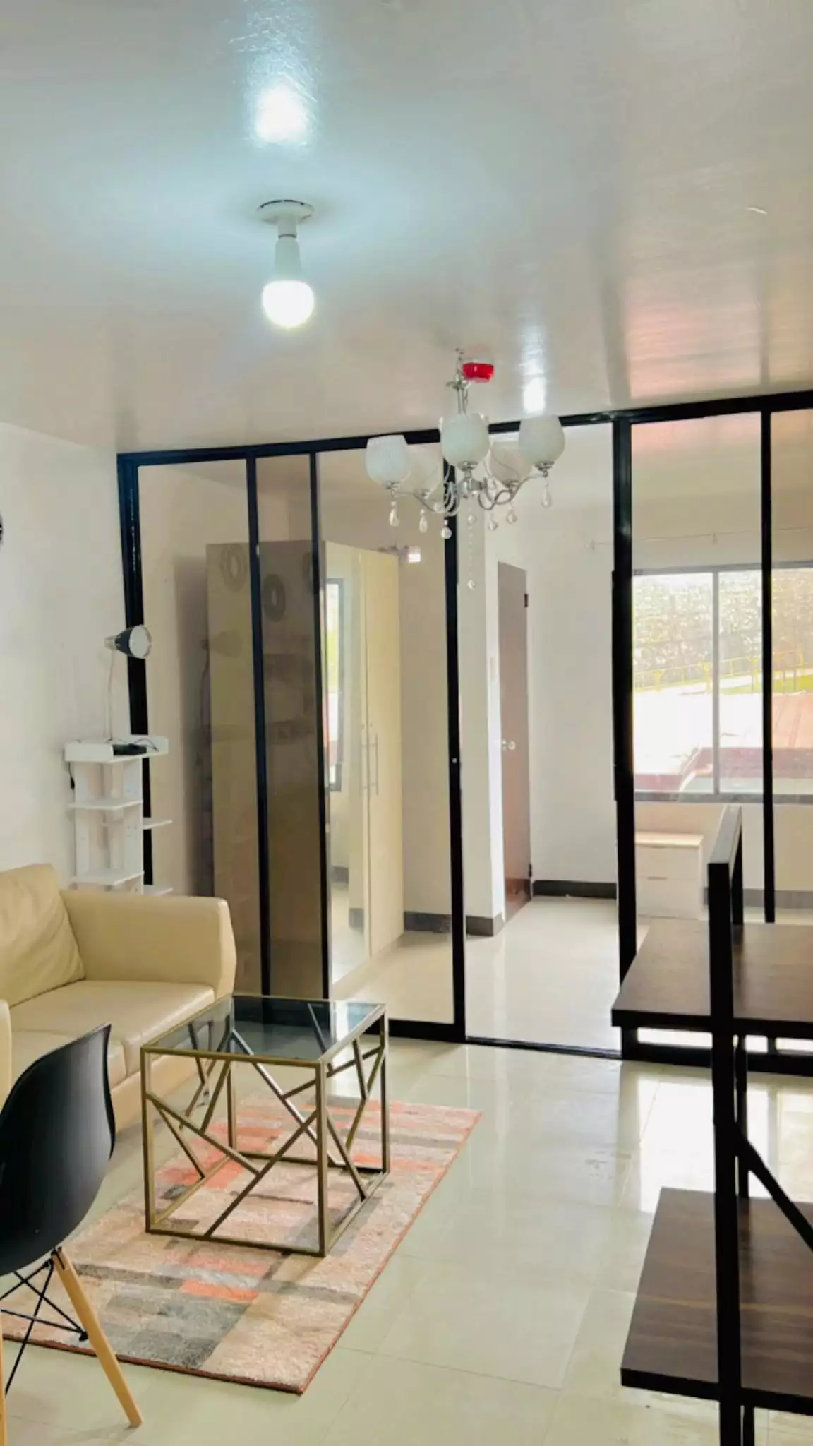 SEMI FURNISHED 1 BEDROOM CONDO UNIT WITH BALCONY FOR ASSUME — 1 Bedroom in Naya Road, Cebu City, Central Visayas — Photo 2